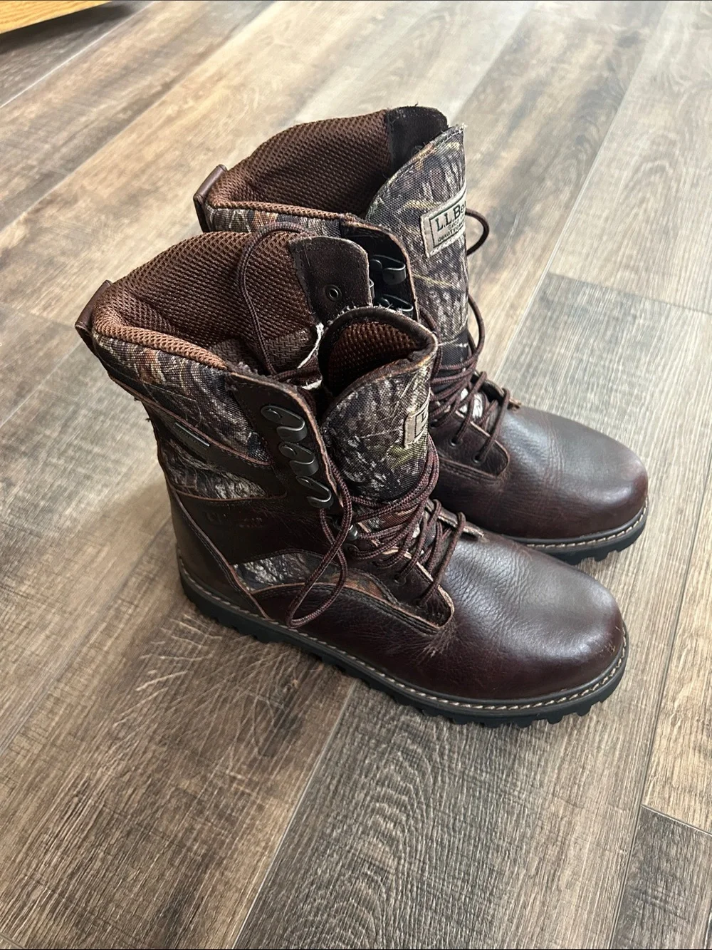 L.L. Bean Men's Brown Leather Boots with Camouflage Collar